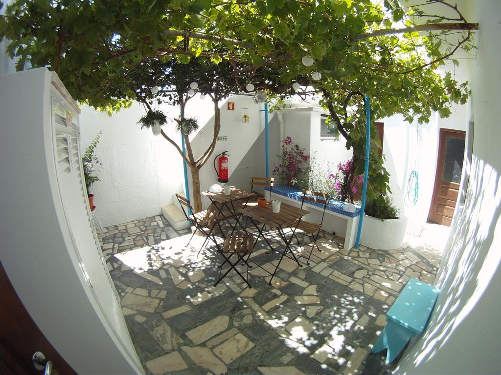 Ahoy Porto Covo Hostel Екстериор снимка