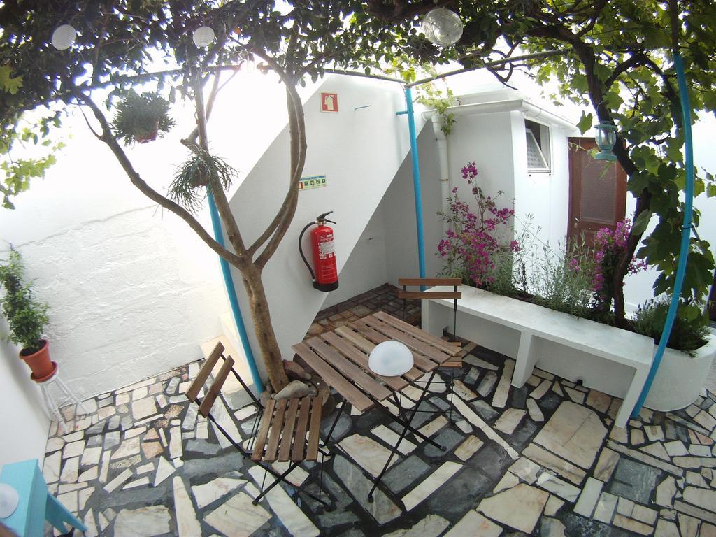 Ahoy Porto Covo Hostel Екстериор снимка