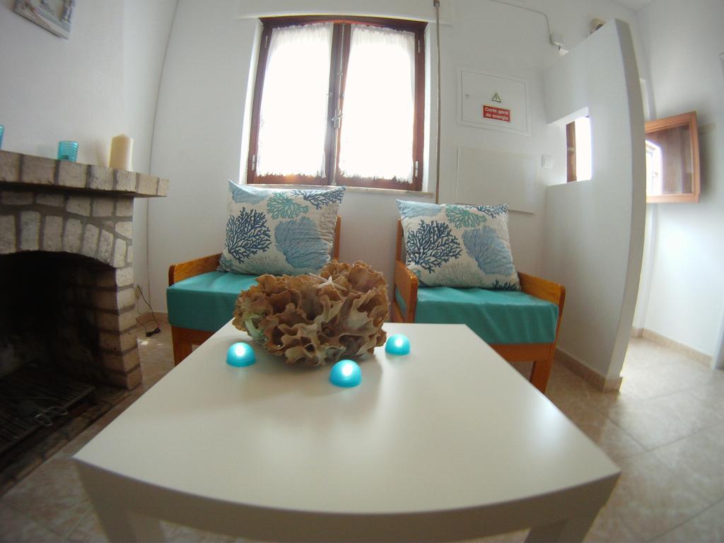 Ahoy Porto Covo Hostel Екстериор снимка